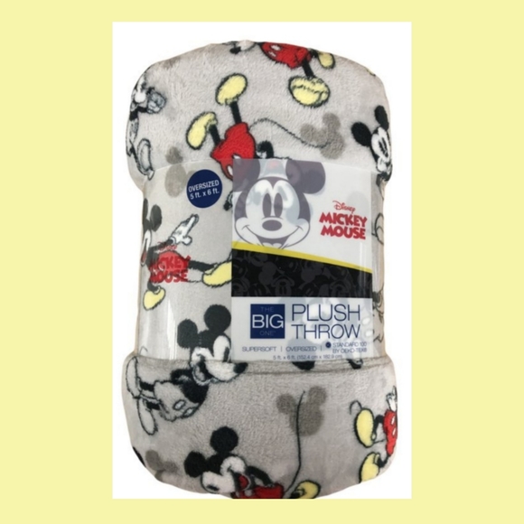 The Big One Bedding The Big One Plush Throw And 2 Pillow Set